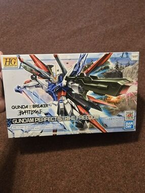 New! Bandai Hobby HG 1/144 Gundam Perfect Strike Freedom Model Kit Battlogue